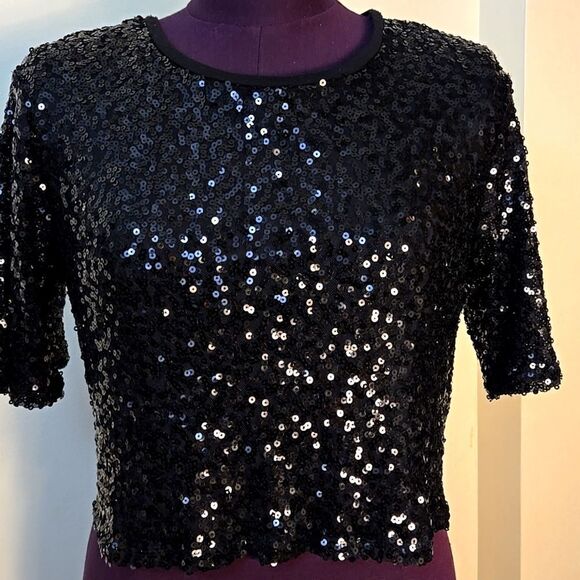 Material Girl Black Sequin Crop Blouse - Picture 2 of 8